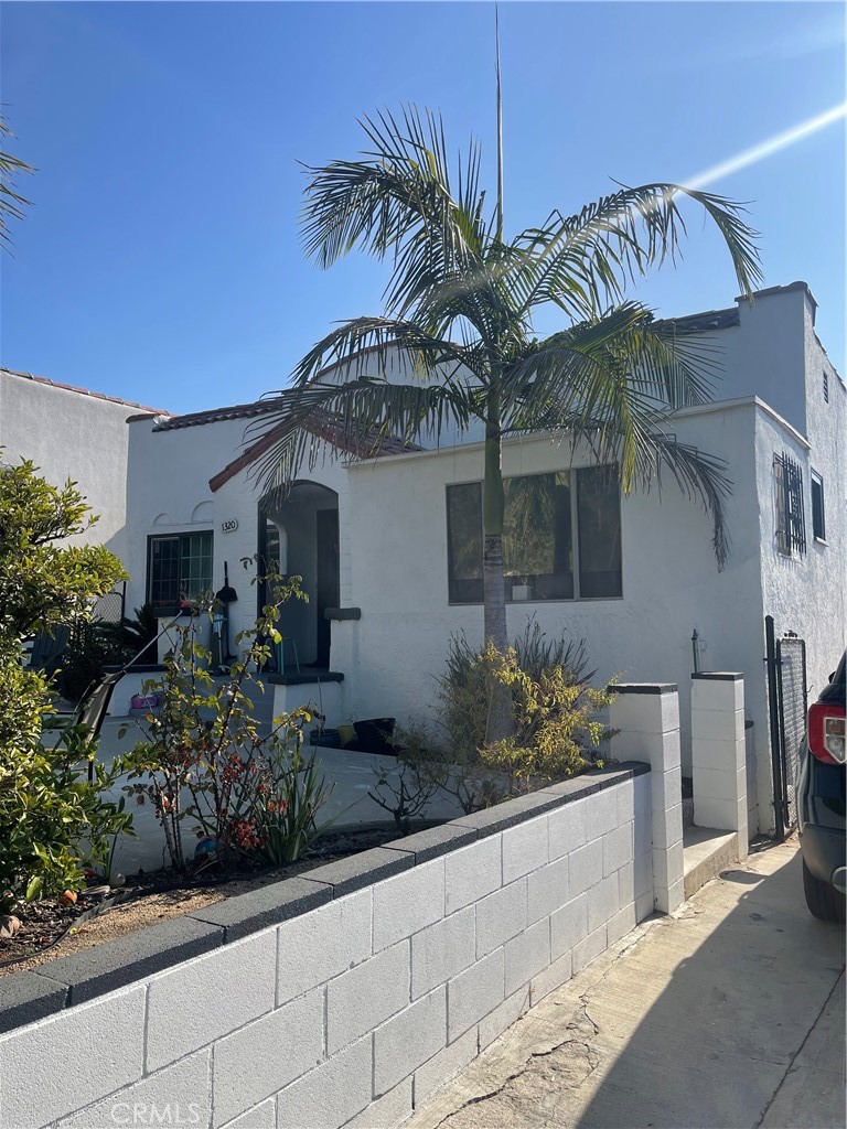 Residential Income for sale at 1320 S Hudson, Los Angeles CA