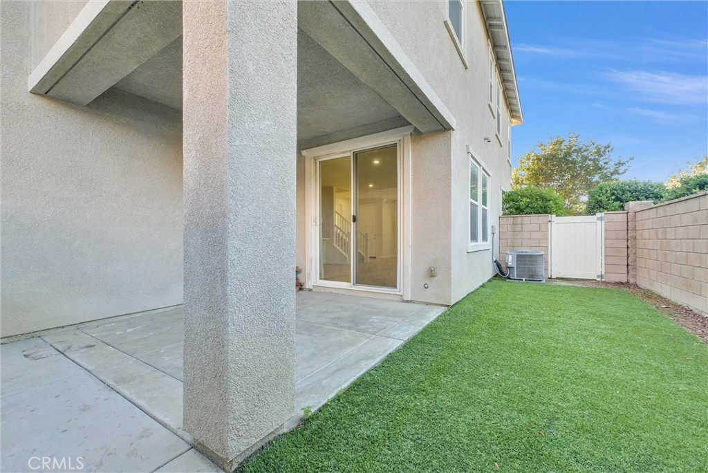 Residential Lease for rent at 5001 S Centennial W, Ontario CA featuring 5 beds and 4 baths