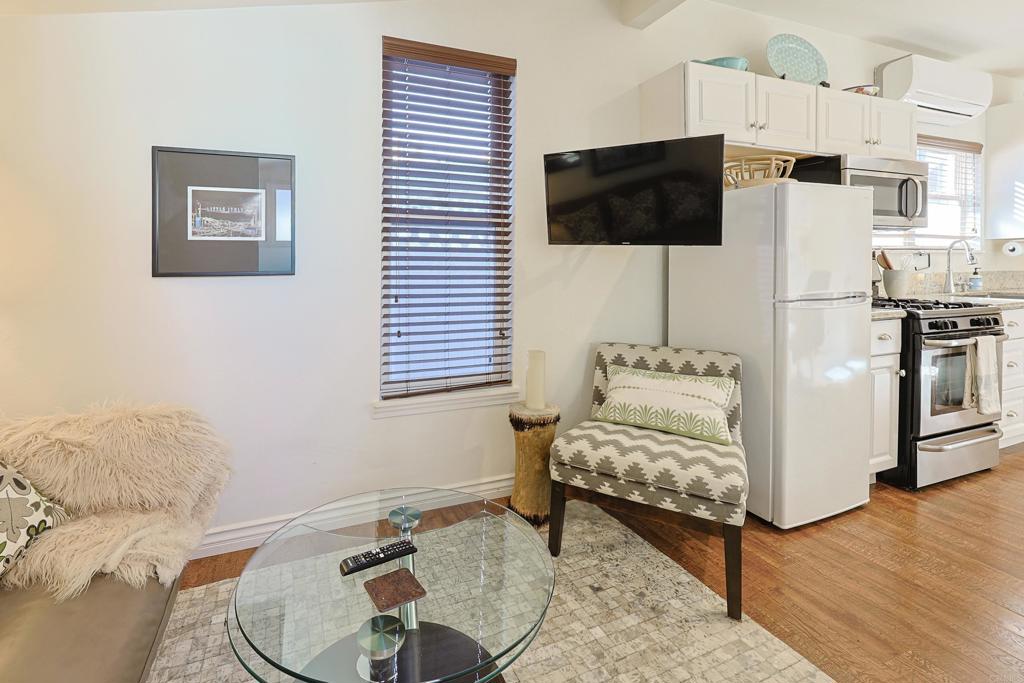 Residential Lease for rent at 205 .5 C Avenue, Coronado CA featuring 1 bed and 1 bath
