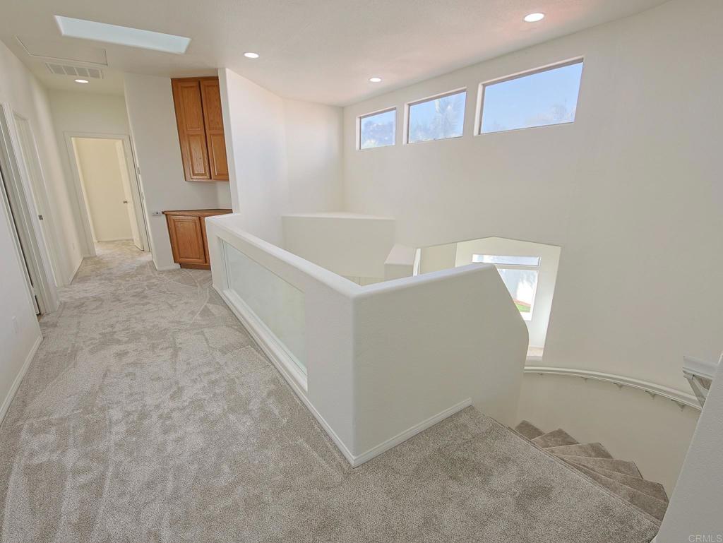 Residential Lease for rent at 4918 Amador Dr, Oceanside CA featuring 5 beds and 4 baths