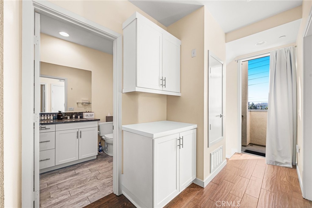 Residential for sale at 143 Mercer, Costa Mesa CA featuring 3 beds and 4 baths