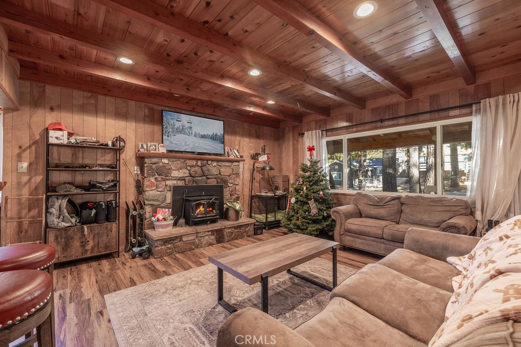 Residential for sale at 782 Tehama Drive, Big Bear CA featuring 2 beds and 1 bath