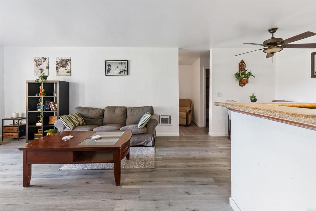 Residential for sale at 432 Edgehill Lane 83, Oceanside CA featuring 1 bed and 1 bath