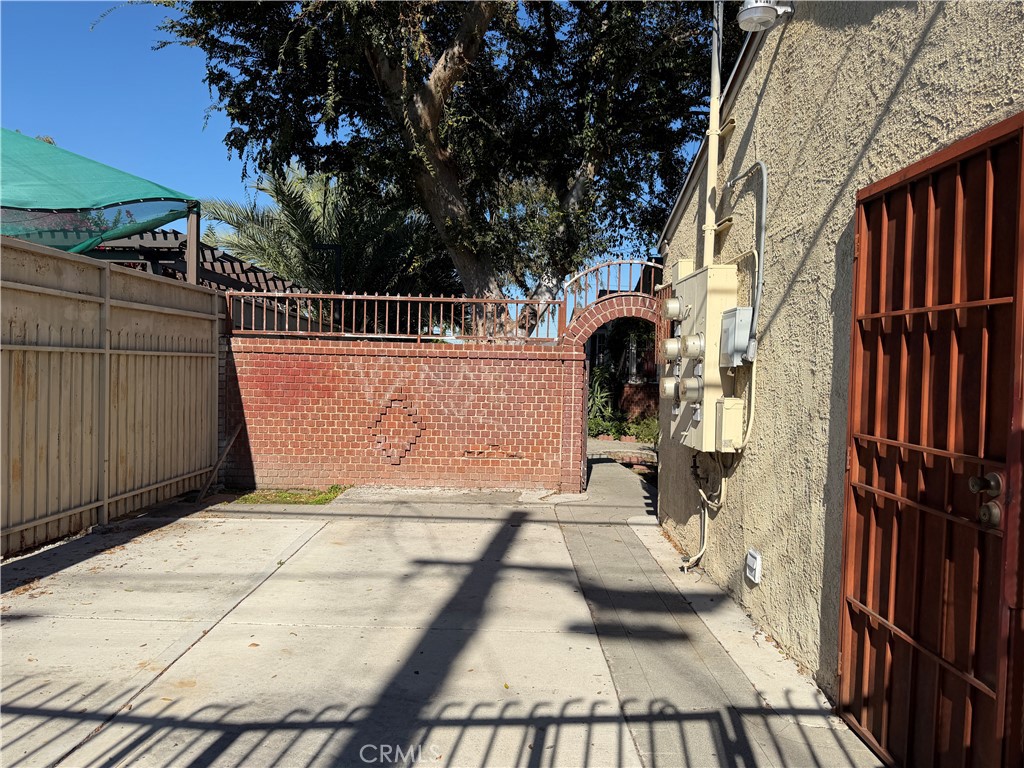 Residential Income for sale at 338 W Magnolia Street, Compton CA