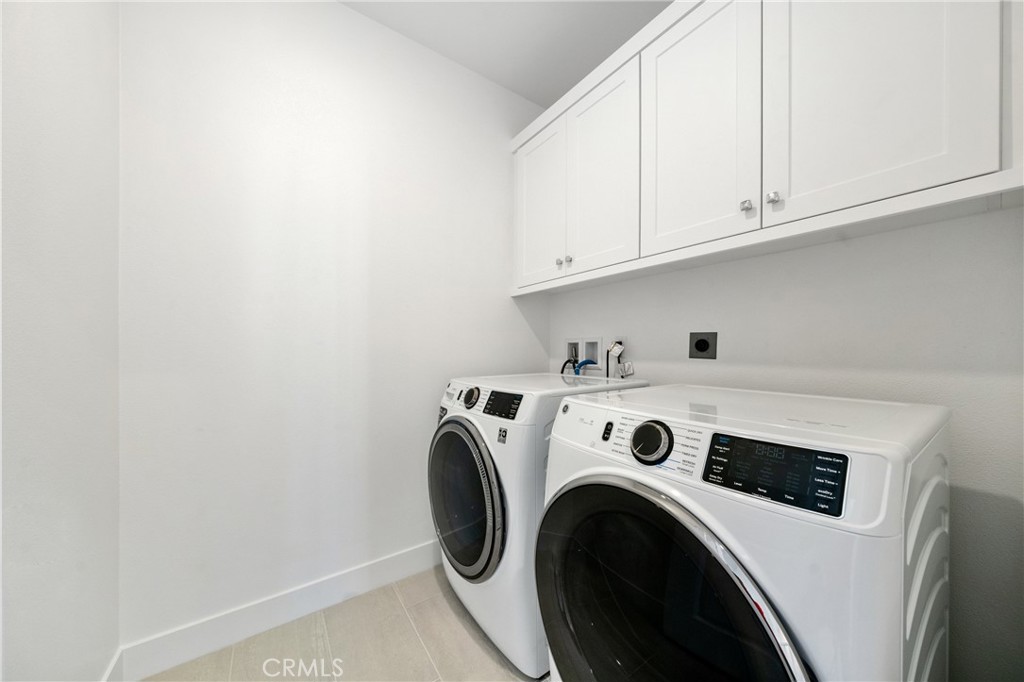 Residential for sale at 322 Proctor, Irvine CA featuring 4 beds and 4 baths