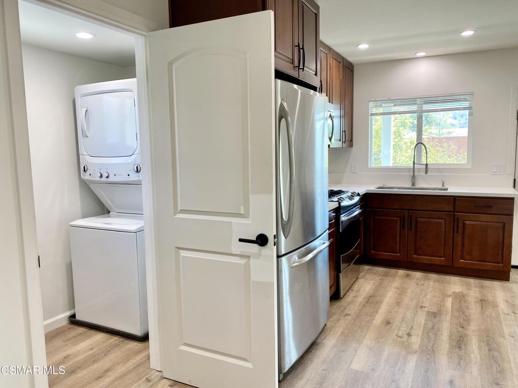 Residential Lease for rent at 423 Saratoga Street B, Fillmore CA featuring 1 bed and 1 bath