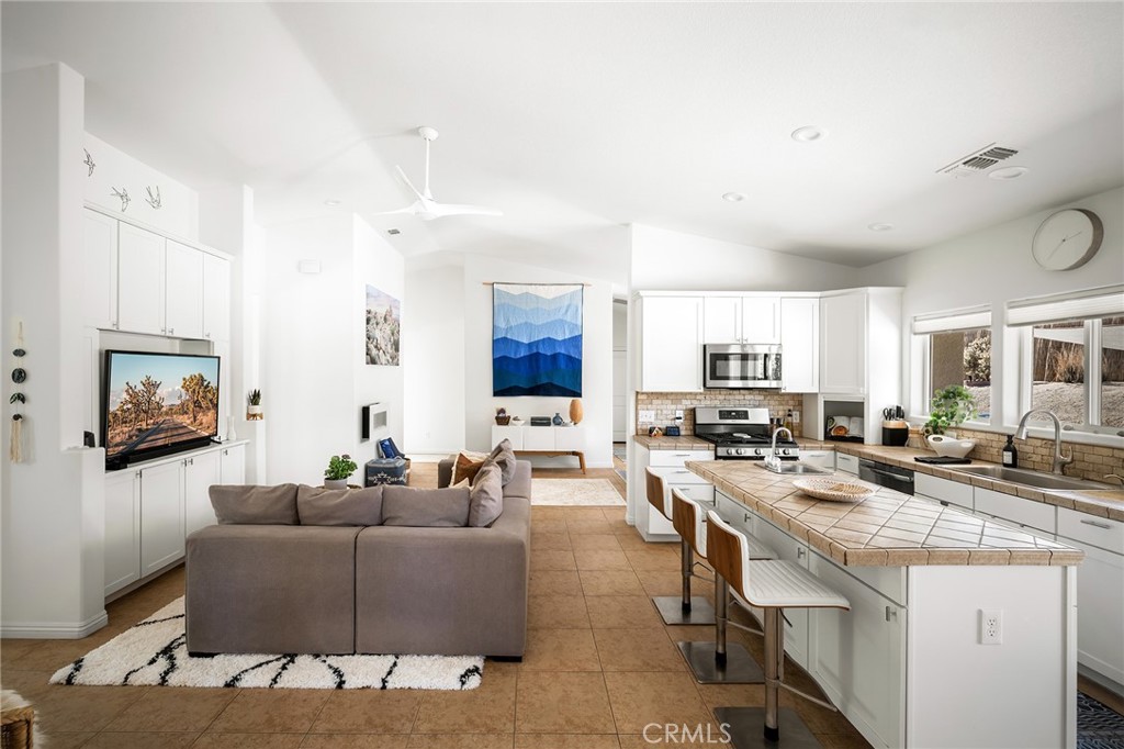 Residential for sale at 7573 Cardillo, Yucca Valley CA featuring 3 beds and 2 baths