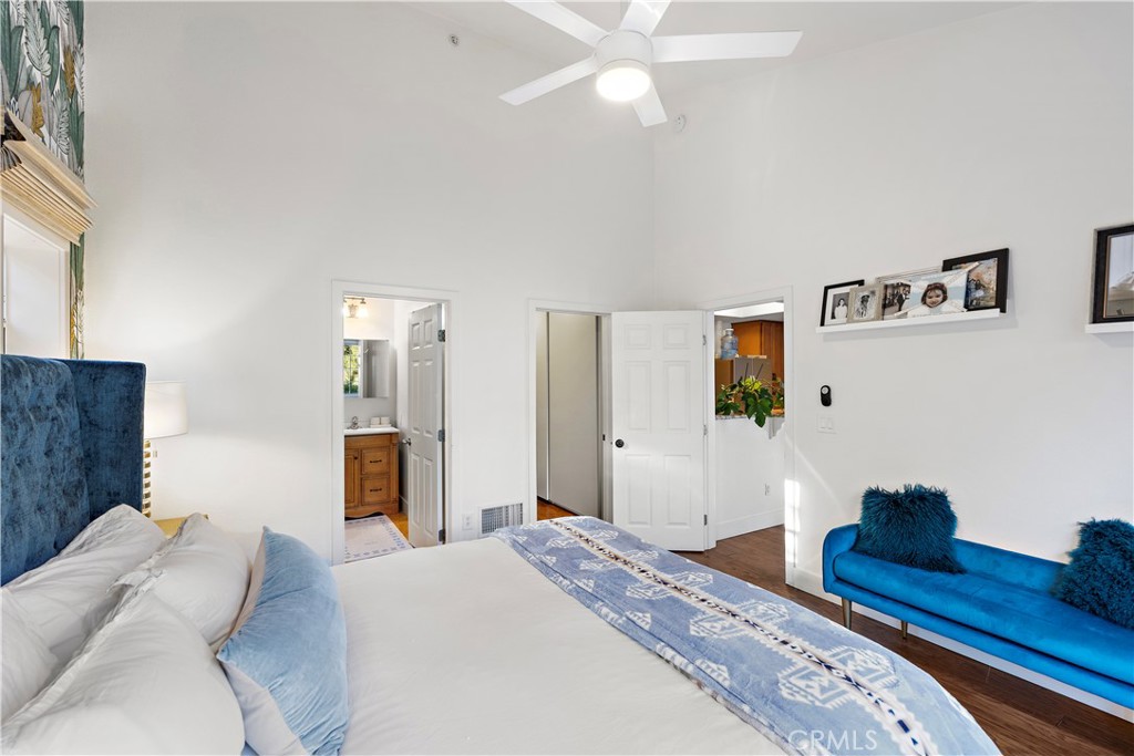 Residential Lease for rent at 1315 Dunning Drive B, Laguna Beach CA featuring 1 bed and 1 bath