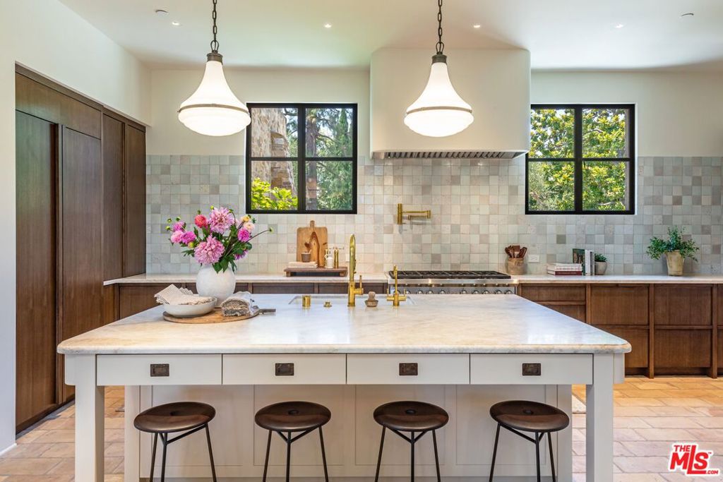 Residential for sale at 976 N Alpine Drive, Beverly Hills CA featuring 5 beds and 5 baths