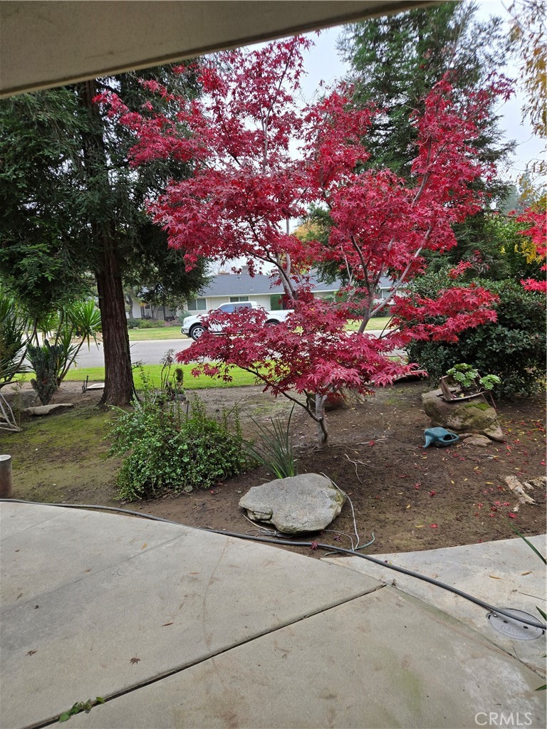 Residential for sale at 5867 E Club View, Fresno CA featuring 4 beds and 3 baths