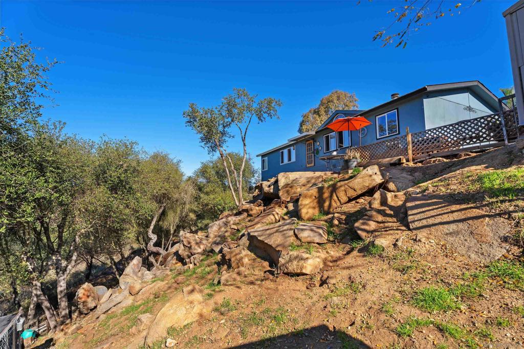 Manufactured In Park for sale at 300 Thornton Dr 4, El Cajon CA featuring 3 beds and 2 baths