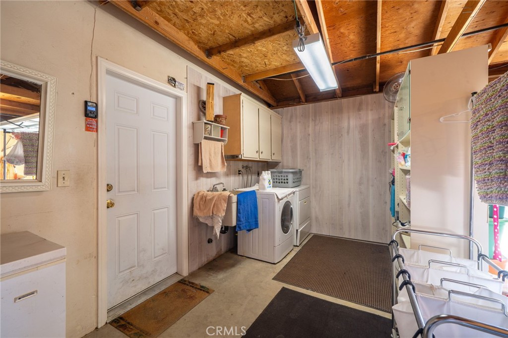 Residential for sale at 54940 Benecia, Yucca Valley CA featuring 3 beds and 2 baths