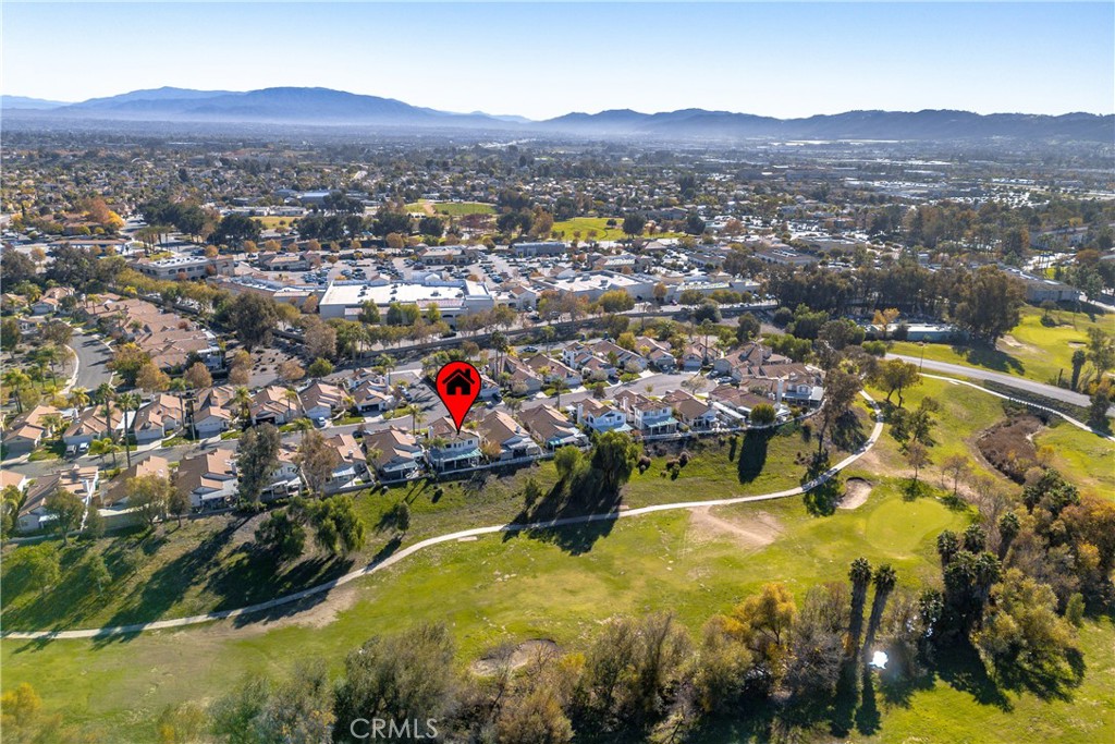 Residential for sale at 40581 Via Amapola, Murrieta CA featuring 3 beds and 3 baths