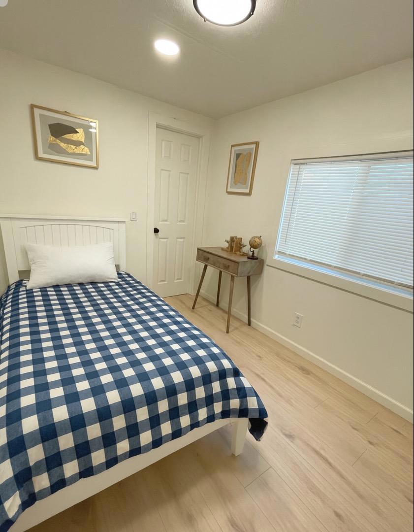 Manufactured In Park for sale at 3499 E BAYSHORE Road, Redwood City CA featuring 2 beds and 2 baths