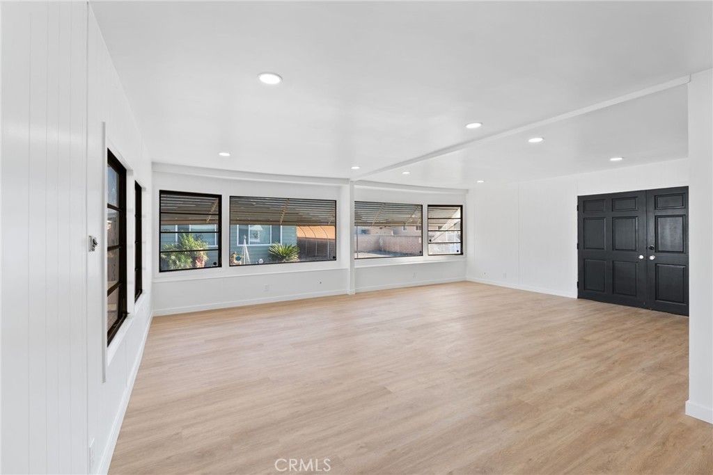 Manufactured In Park for sale at 9080 Bloomfield Avenue 72, Cypress CA featuring 3 beds and 2 baths