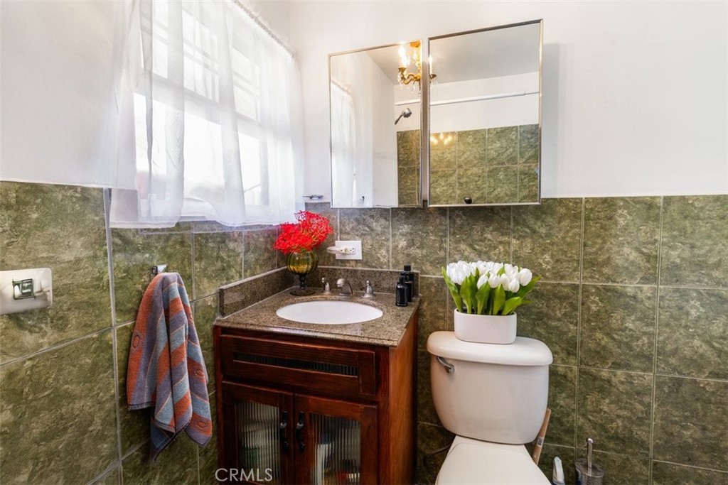 Residential for sale at 657 W 66th, Los Angeles CA featuring 1 bed and 1 bath