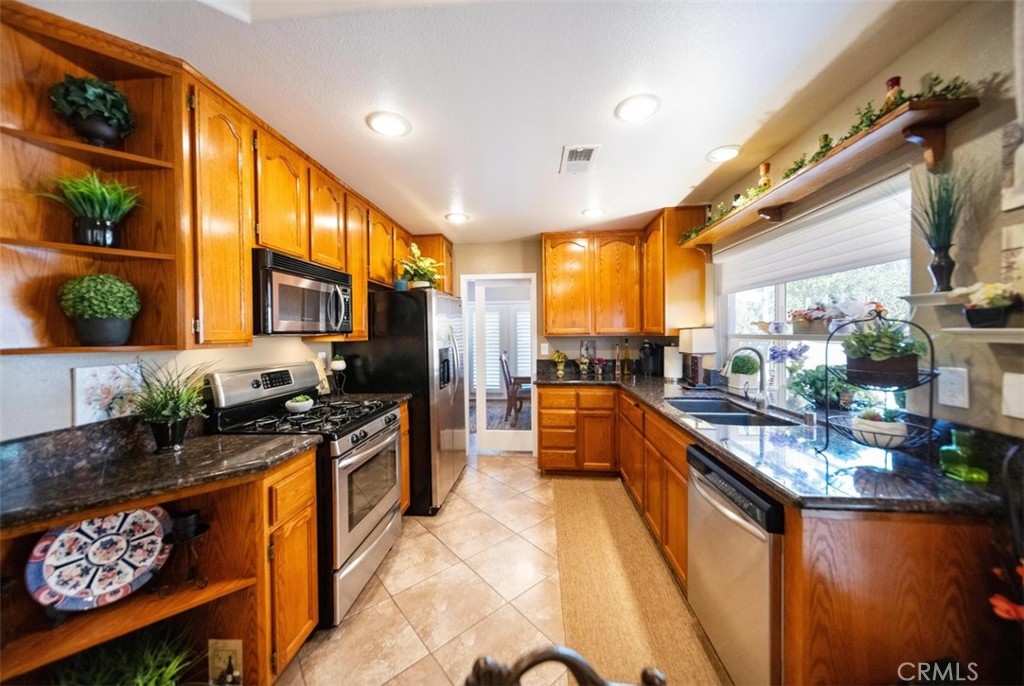 Residential for sale at 1510 Golfcrest Place, Vista CA featuring 3 beds and 3 baths