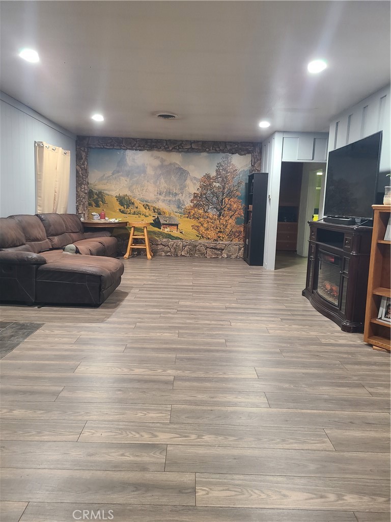 Residential for sale at 141 Rutherford, Oroville CA featuring 3 beds and 1 bath