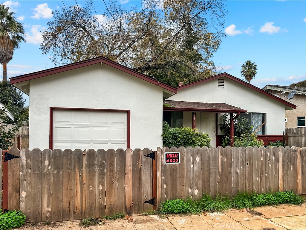 Residential for sale at 2262 Hewitt, Oroville CA featuring 3 beds and 2 baths