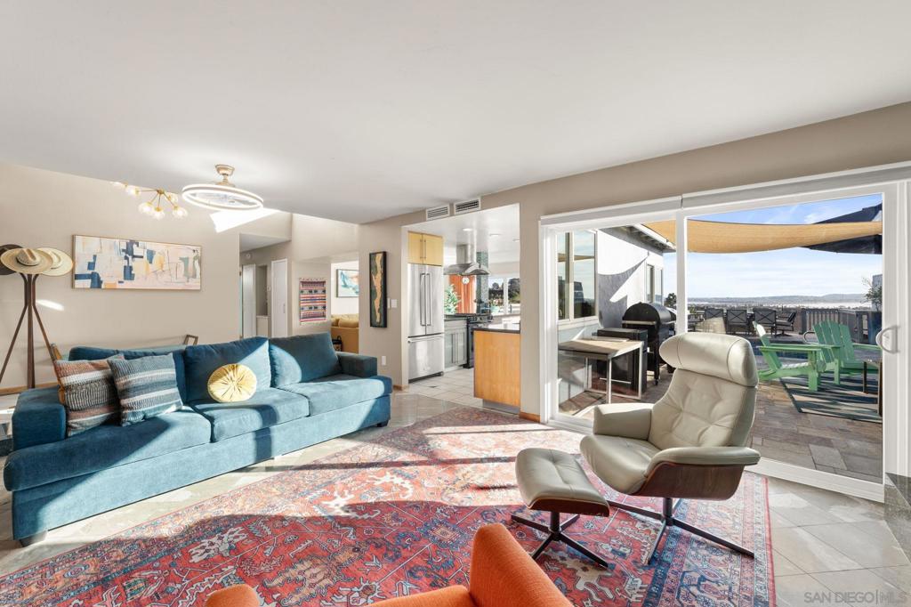 Residential Lease for rent at 3081 Nute Way, San Diego CA featuring 3 beds and 2 baths