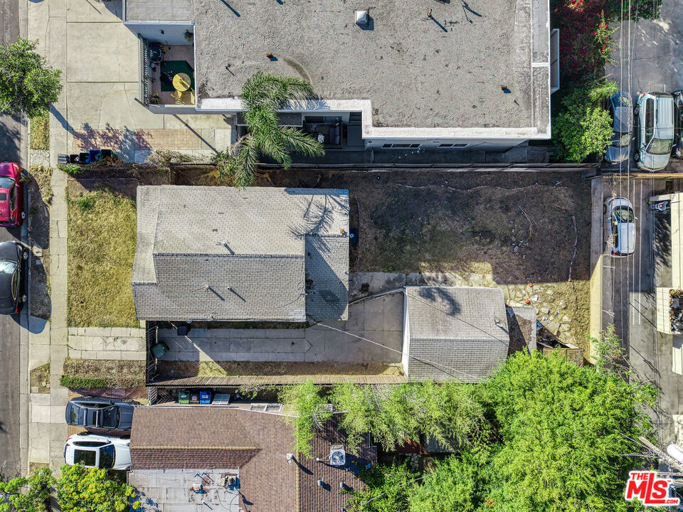 Residential for sale at 3664 Kelton Avenue, Los Angeles CA featuring 2 beds and 1 bath