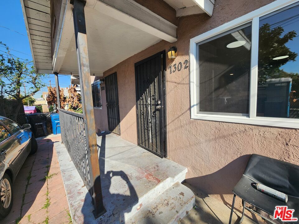 Residential Lease for rent at 7302 Mace Place, Los Angeles CA featuring 1 bed and 1 bath