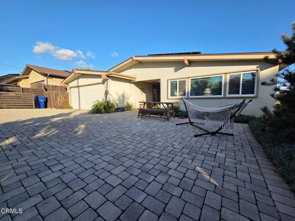 Residential Lease for rent at 448 Court Avenue, Ventura CA featuring 4 beds and 3 baths