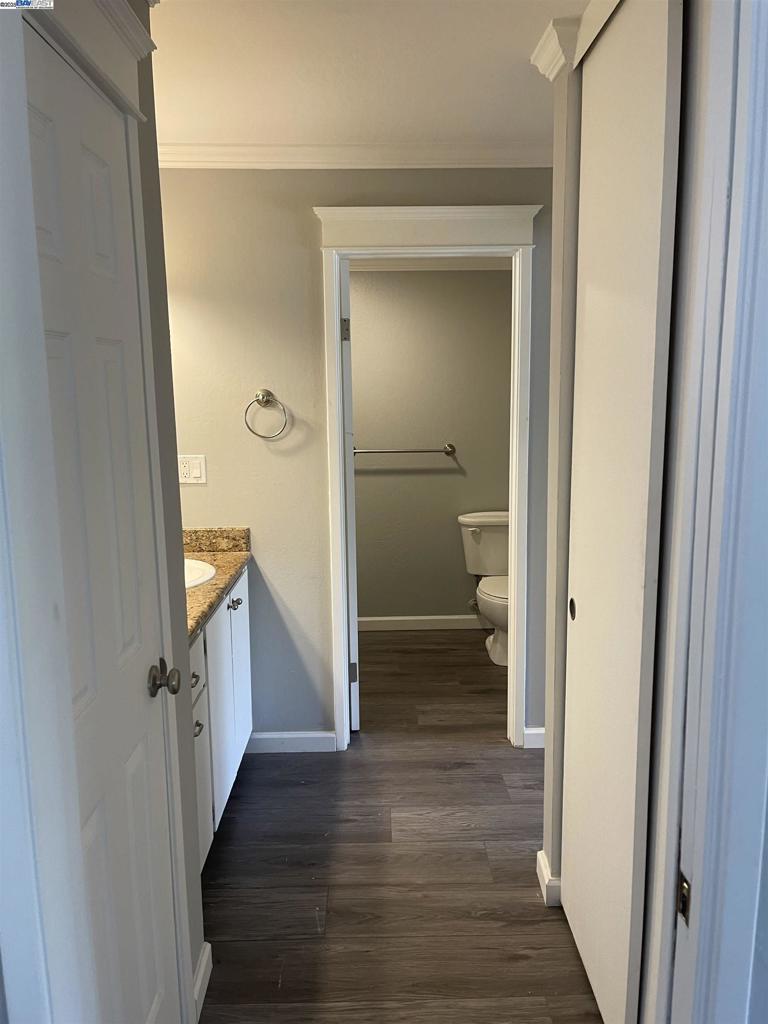 Residential for sale at 185 185 Sierra Dr 206, Walnut Creek CA featuring 1 bed and 1 bath