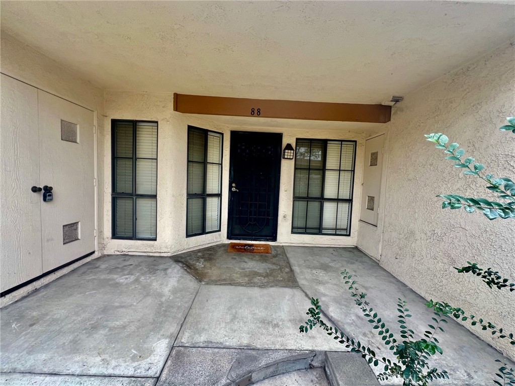 Residential for sale at 3110 Cochise Way 88, Fullerton CA featuring 1 bed and 1 bath