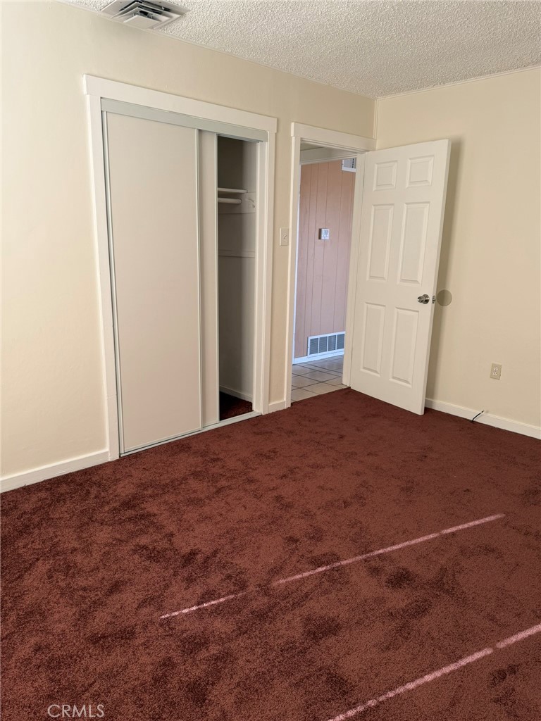 Residential Lease for rent at 44527 Date Avenue, Lancaster CA featuring 2 beds and 1 bath