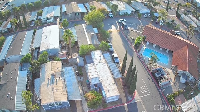 Manufactured In Park for sale at 995 Pomona 88, Corona CA featuring 2 beds and 2 baths