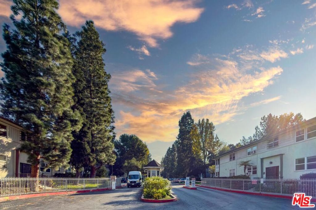 Residential for sale at 5825 Bowcroft Street 1, Los Angeles CA featuring 2 beds and 2 baths