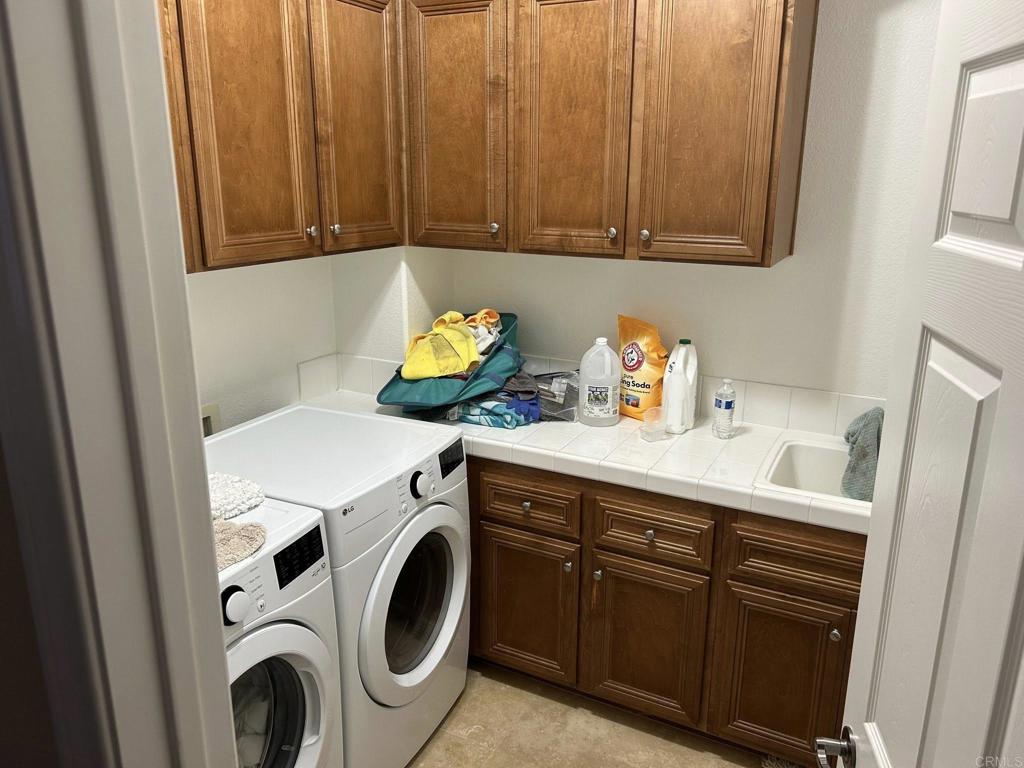 Residential Lease for rent at 6415 Calmeria Place, Carlsbad CA featuring 4 beds and 4 baths