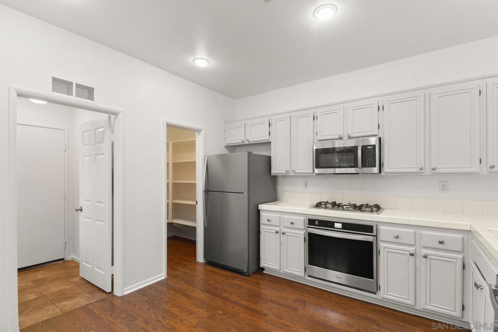 Residential Lease for rent at 755 Caminito Moraga 3, Chula Vista CA featuring 3 beds and 3 baths