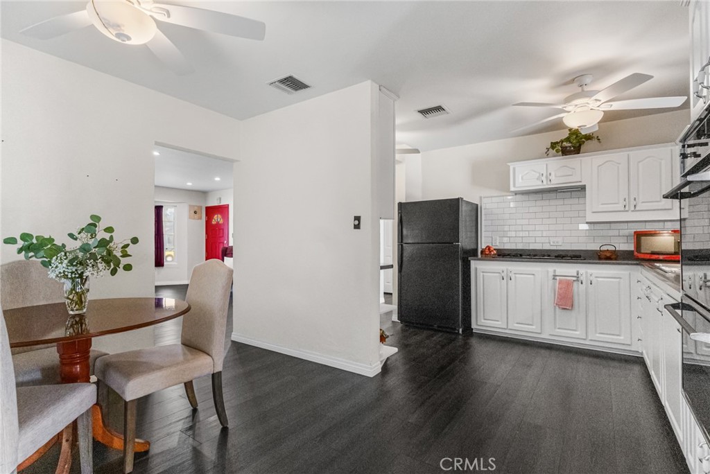 Residential for sale at 1817 N Hollywood, Burbank CA featuring 2 beds and 1 bath