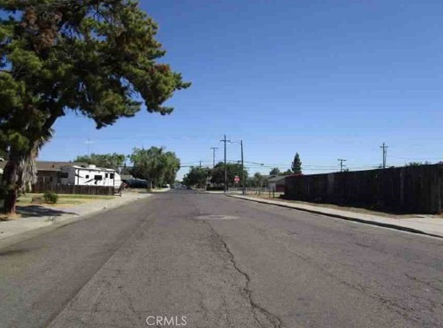 Residential for sale at 1255 Carol, Merced CA featuring 2 beds and 1 bath