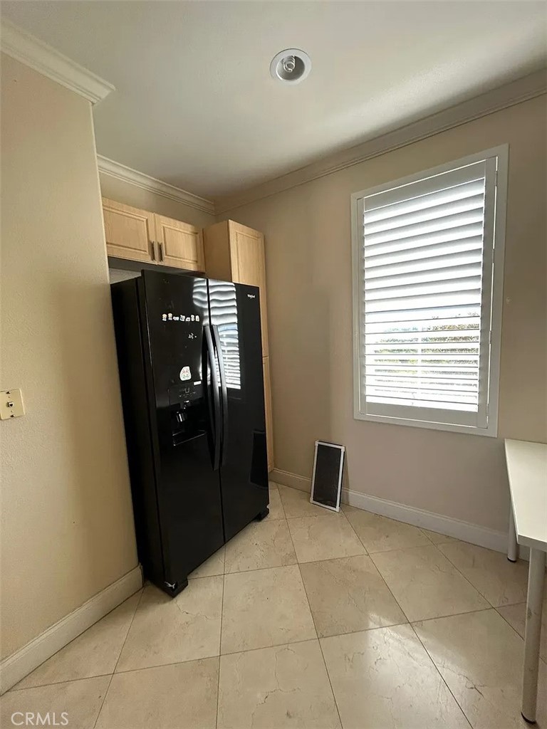 Residential Lease for rent at 2446 Watermarke, Irvine CA featuring 3 beds and 2 baths