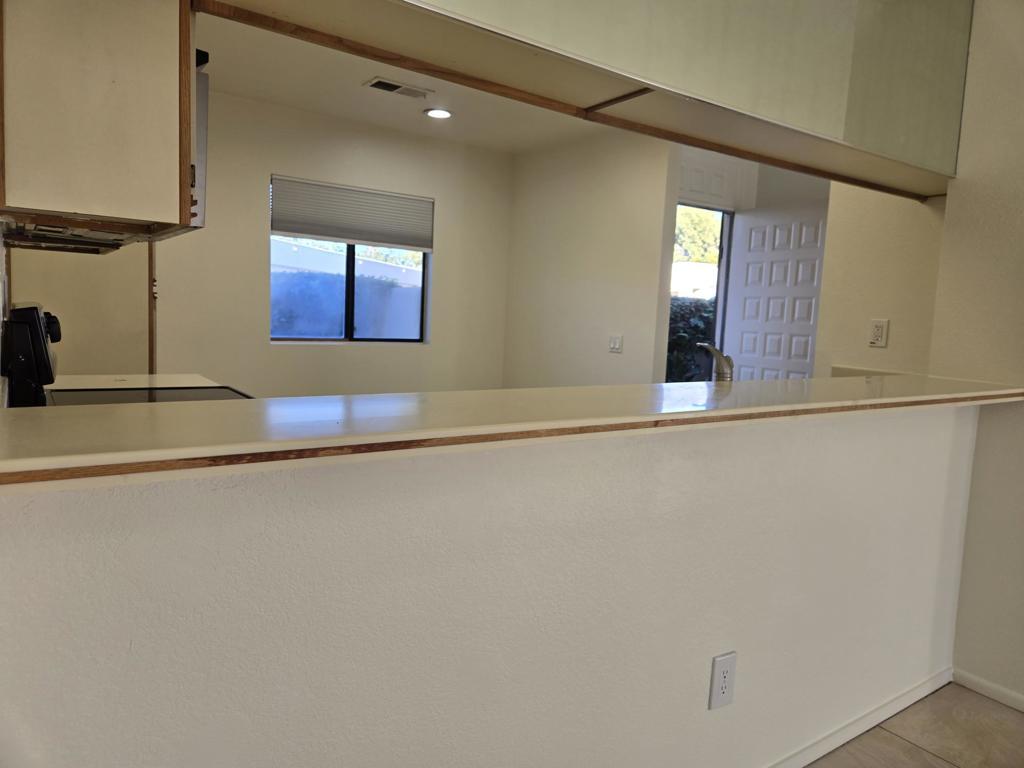 Residential Lease for rent at , Cathedral City CA featuring 2 beds and 2 baths