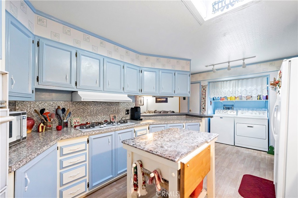 Manufactured In Park for sale at 1245 W Cienega Avenue 211, San Dimas CA featuring 2 beds and 2 baths