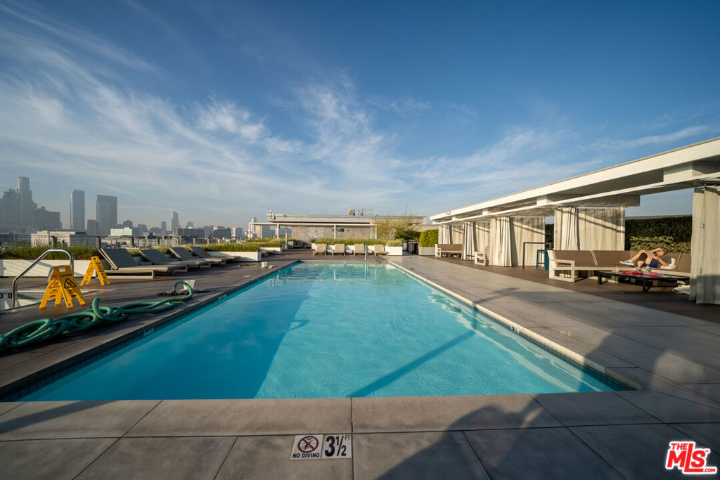Residential for sale at 530 S Hewitt Street 147, Los Angeles CA and 2 baths
