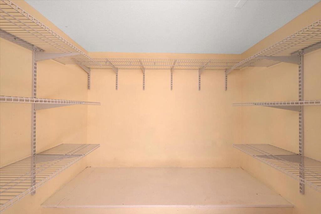 Residential for sale at 1617 E Paseo El Mirador, Palm Springs CA featuring 3 beds and 2 baths