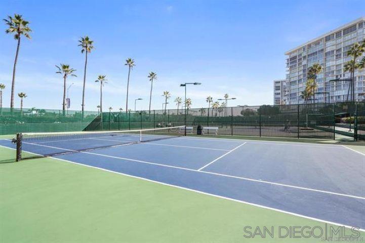 Residential Lease for rent at 1720 Avenida Del Mundo 602, Coronado CA featuring 2 beds and 2 baths