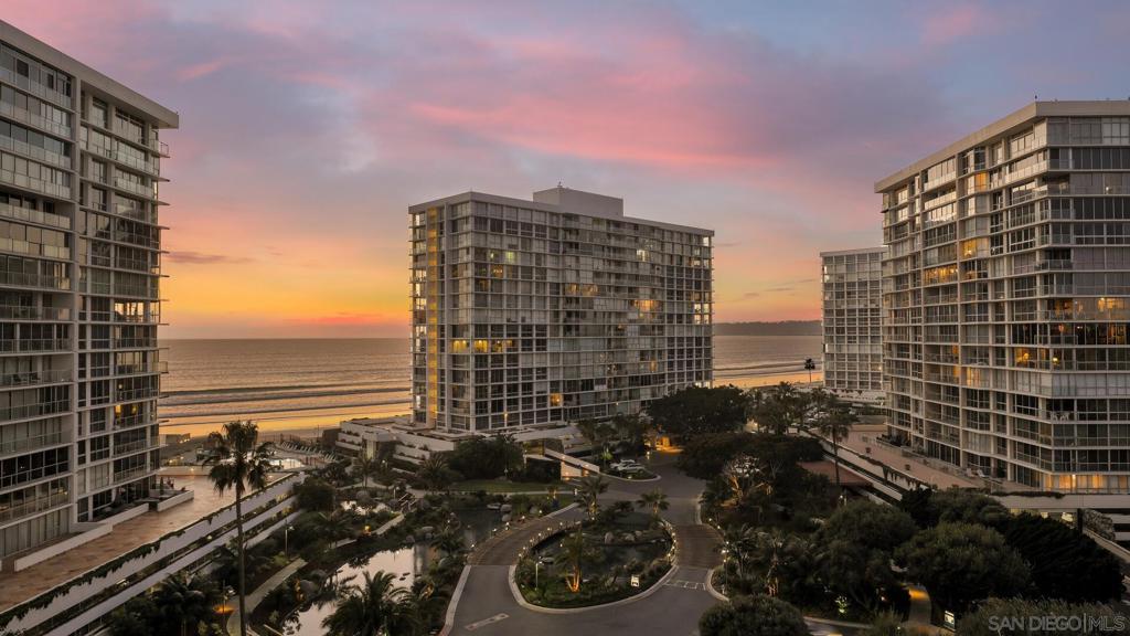 Residential Lease for rent at 1770 Avenida Del Mundo 1210, Coronado CA featuring 2 beds and 2 baths