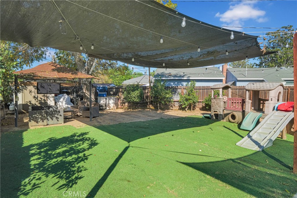 Residential for sale at 3595 Timothy Way, Riverside CA featuring 3 beds and 1 bath