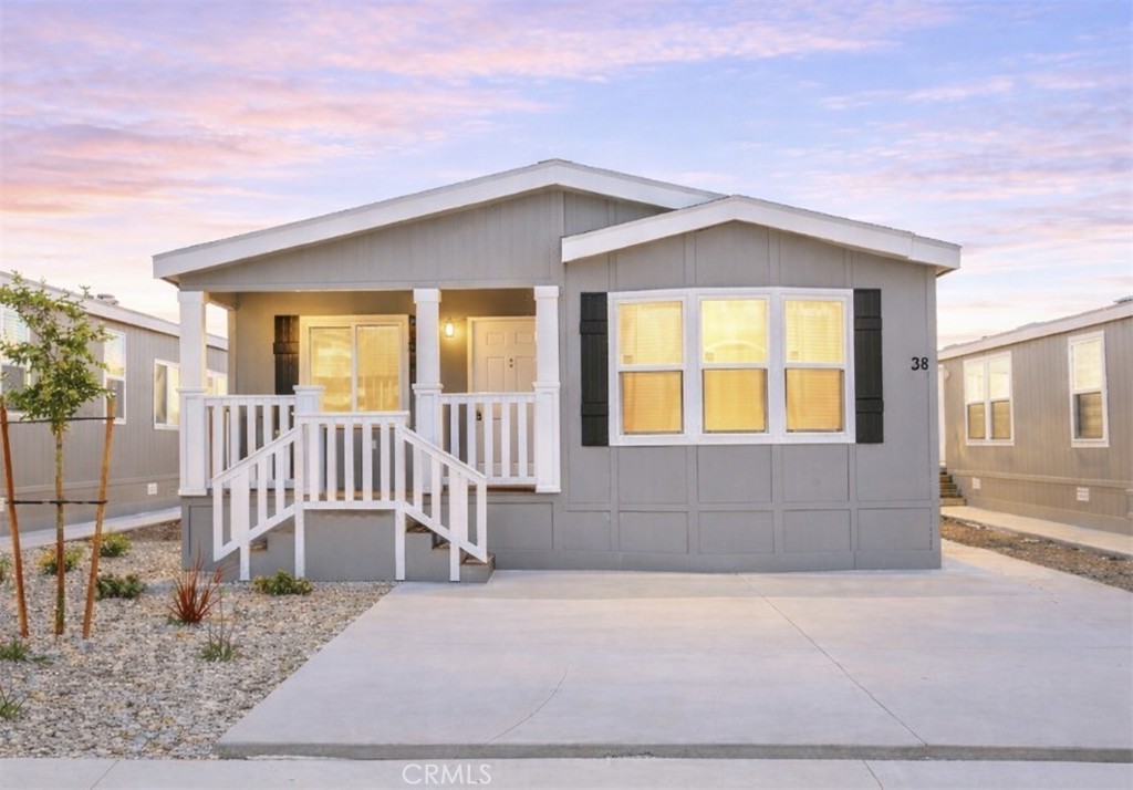 Manufactured In Park for sale at 8086 Mission Boulevard 38, Jurupa Valley CA featuring 4 beds and 2 baths