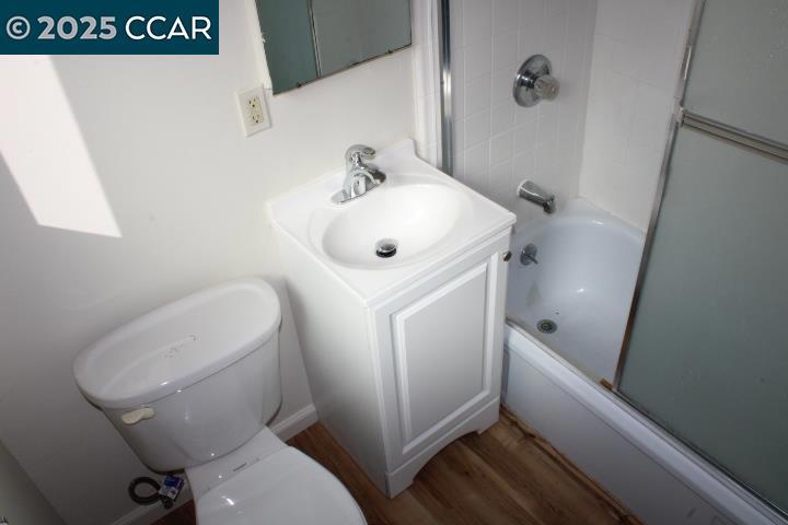 Residential Lease for rent at 5103 PANAMA AVE., Richmond CA featuring 1 bed and 1 bath