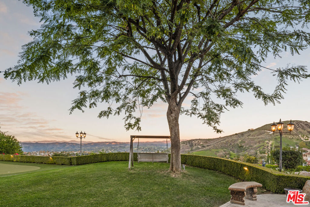 Residential for sale at 25315 Prado De Los Suenos, Calabasas CA featuring 6 beds and 8 baths