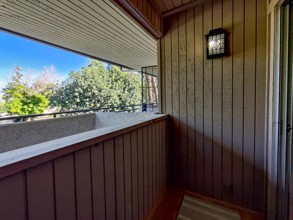 Residential for sale at 2825 N Los Felices Road 209, Palm Springs CA featuring 1 bed and 1 bath