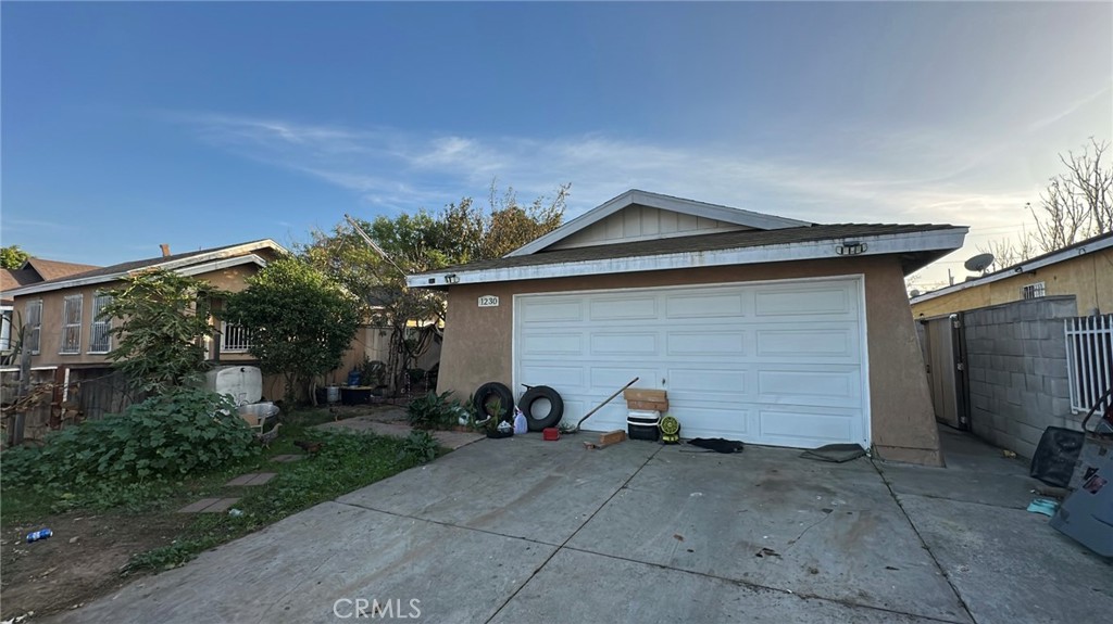Residential for sale at 1230 W 88th, Los Angeles CA featuring 7 beds and 5 baths