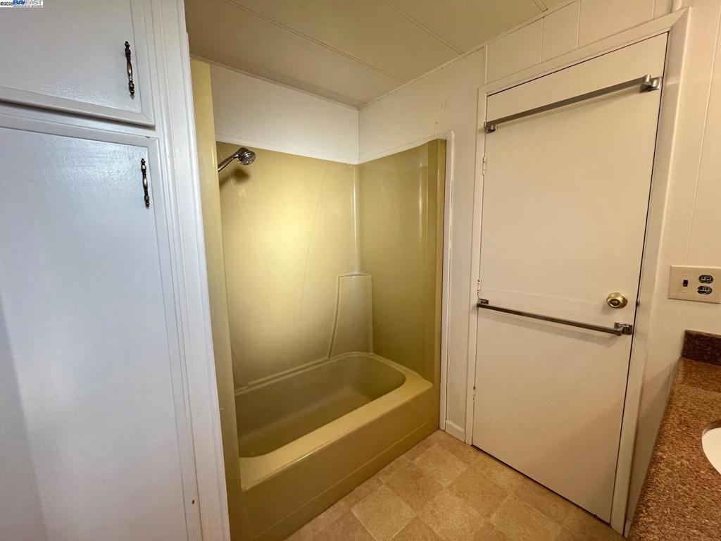 Manufactured In Park for sale at 4141 Deep Creek Rd., Fremont CA featuring 2 beds and 2 baths